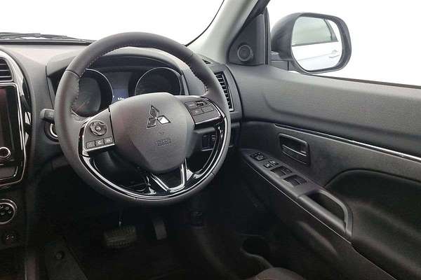 2025 Mitsubishi ASX MR XD