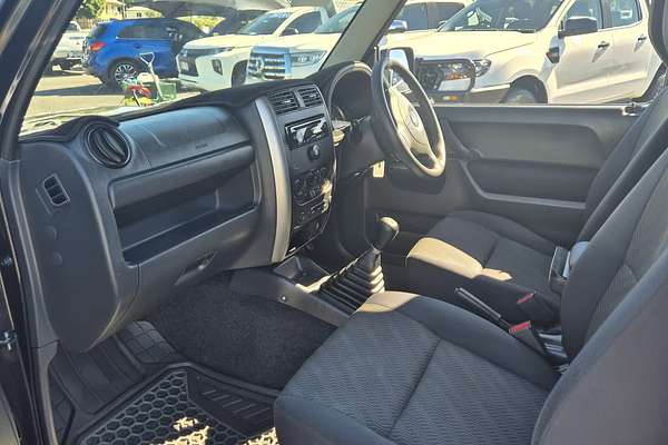 2012 Suzuki Jimny Sierra SN413 T6