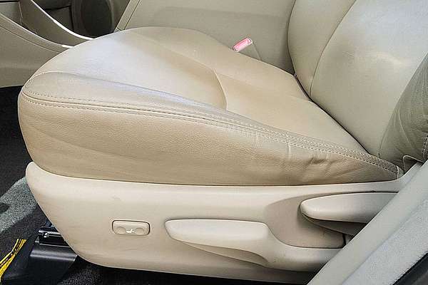 2012 Toyota Prius V Five