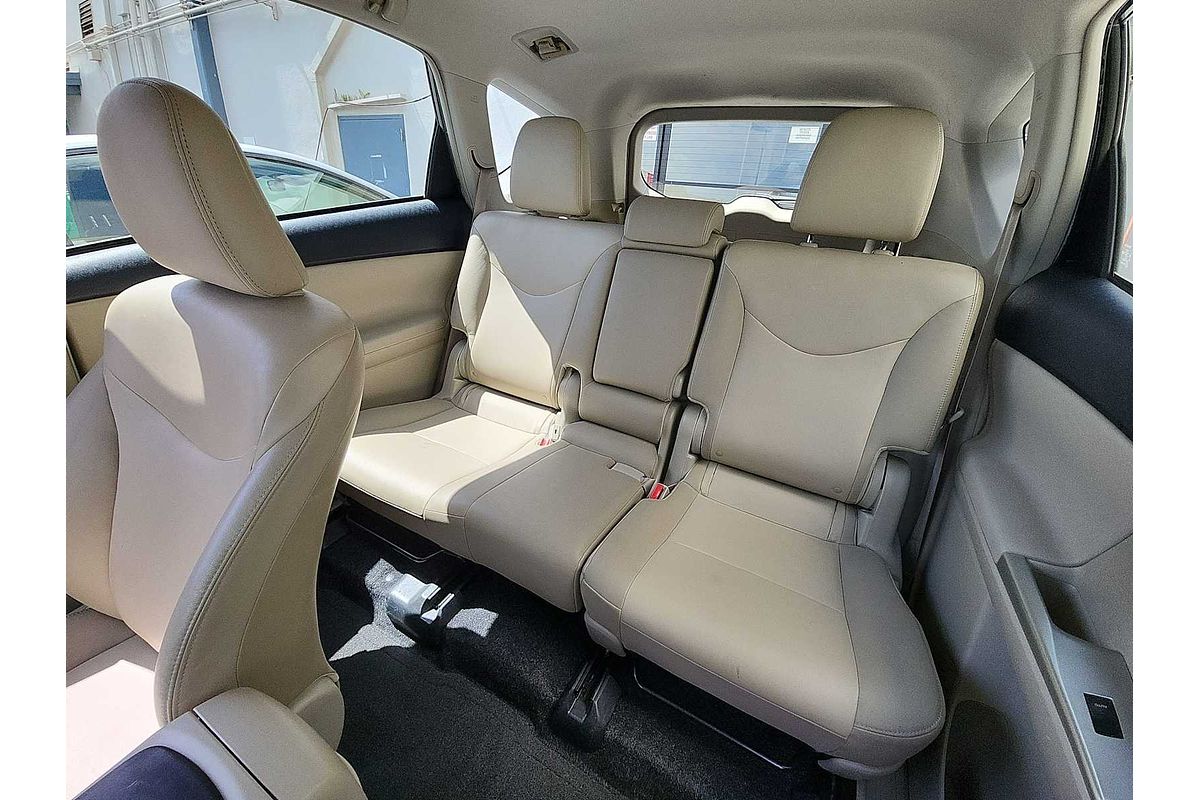 2012 Toyota Prius V Five