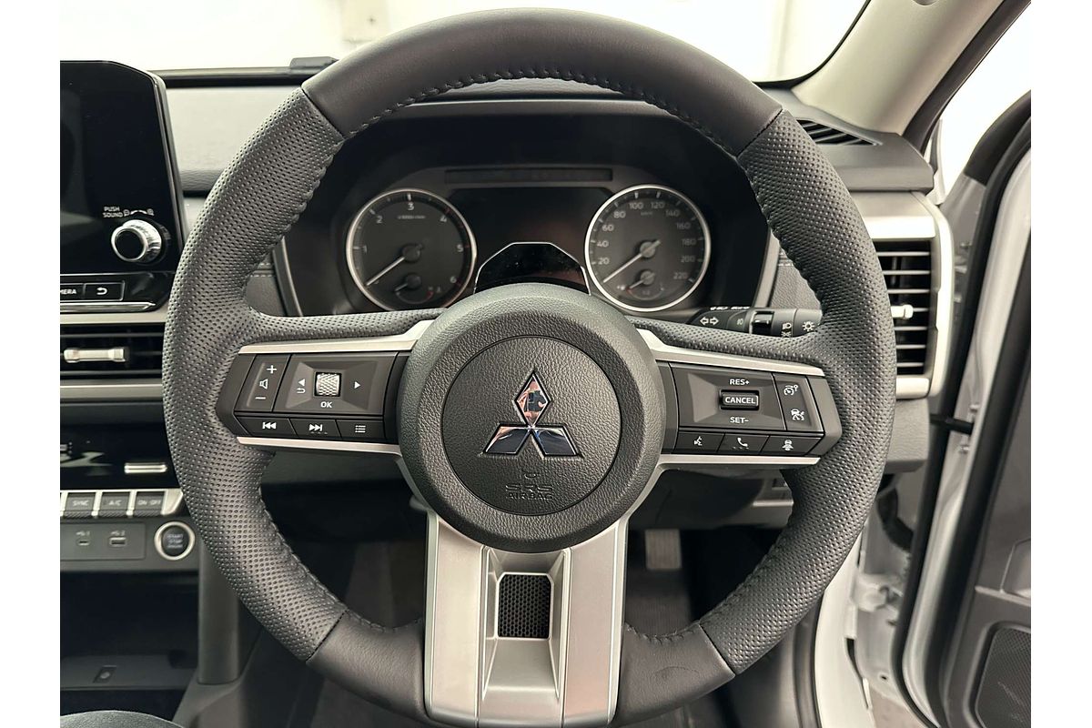 2025 Mitsubishi Triton GLS MV 4X4
