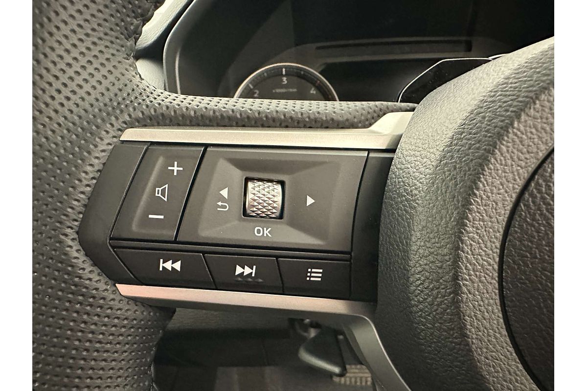 2025 Mitsubishi Triton GLS MV 4X4