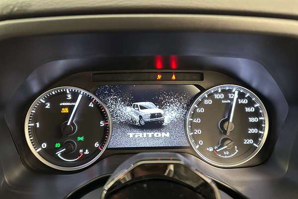 2025 Mitsubishi Triton GLS MV 4X4