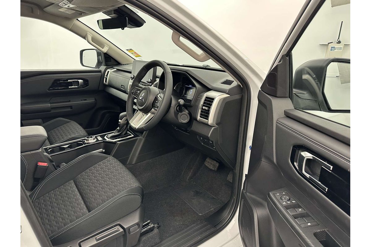 2025 Mitsubishi Triton GLS MV 4X4