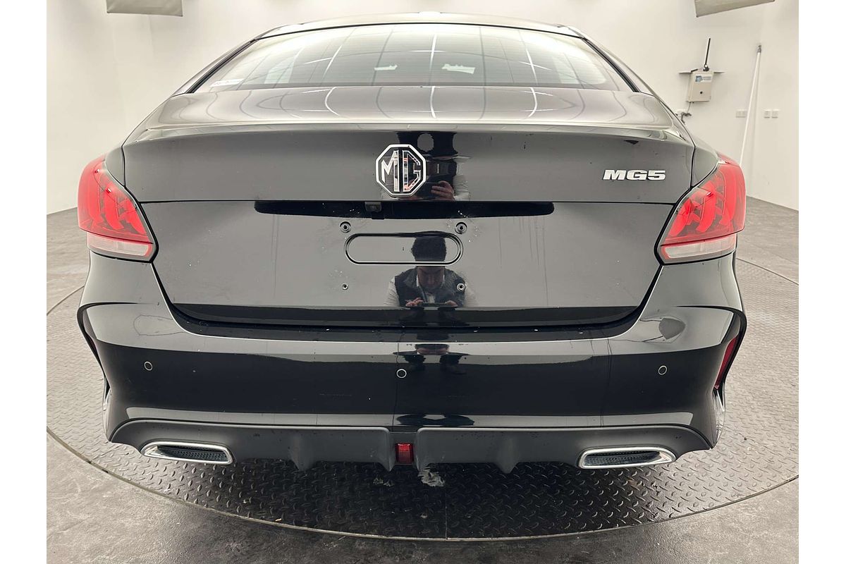 2025 MG MG5 Vibe