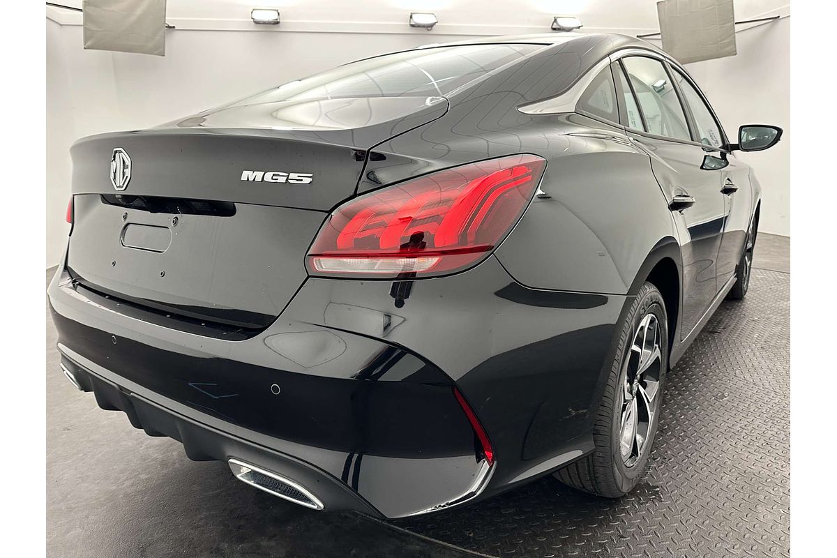 2025 MG MG5 Vibe