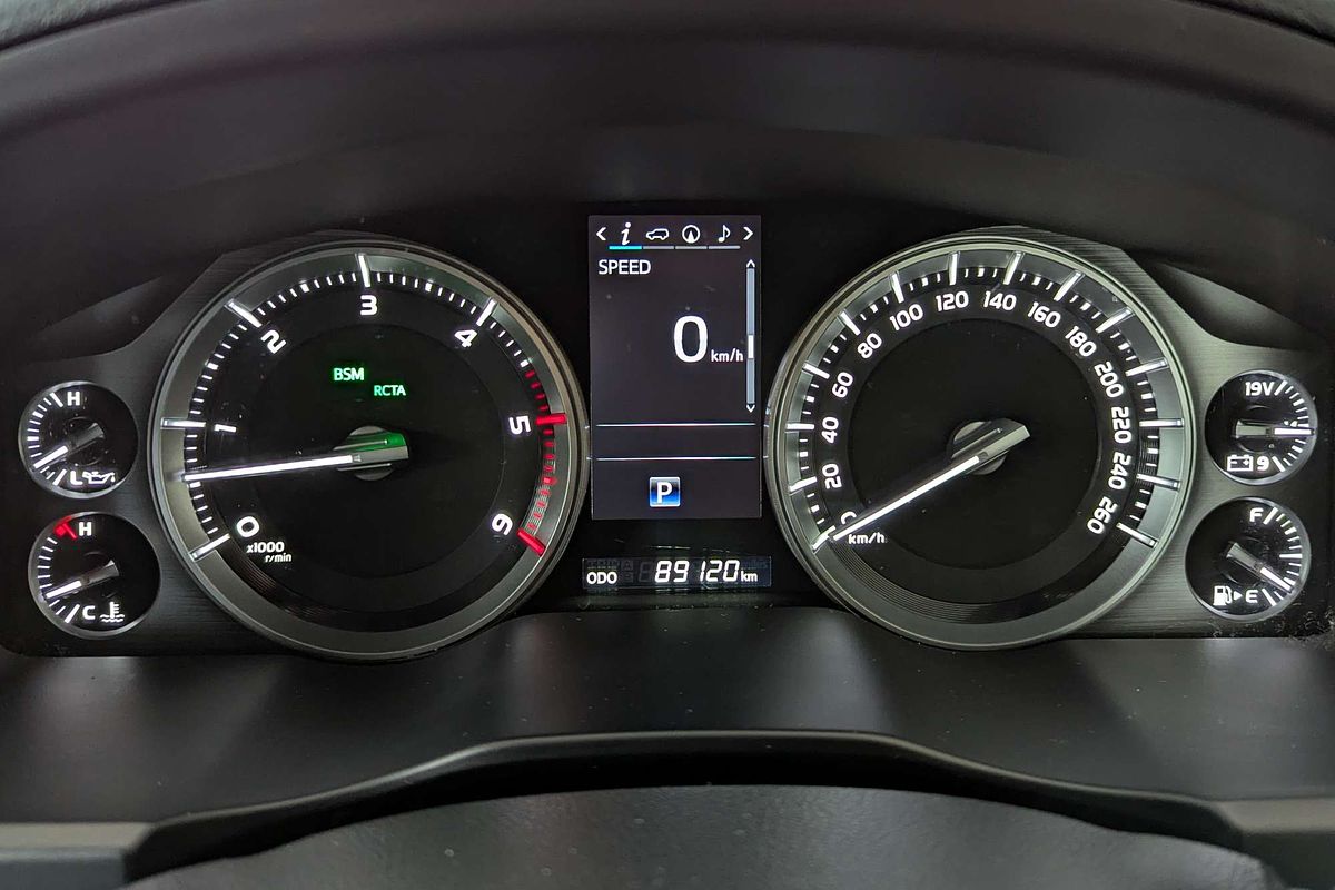 2020 Toyota Landcruiser Sahara VDJ200R