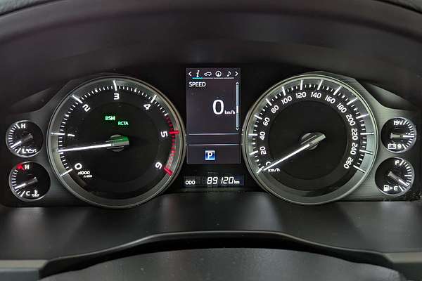 2020 Toyota Landcruiser Sahara VDJ200R