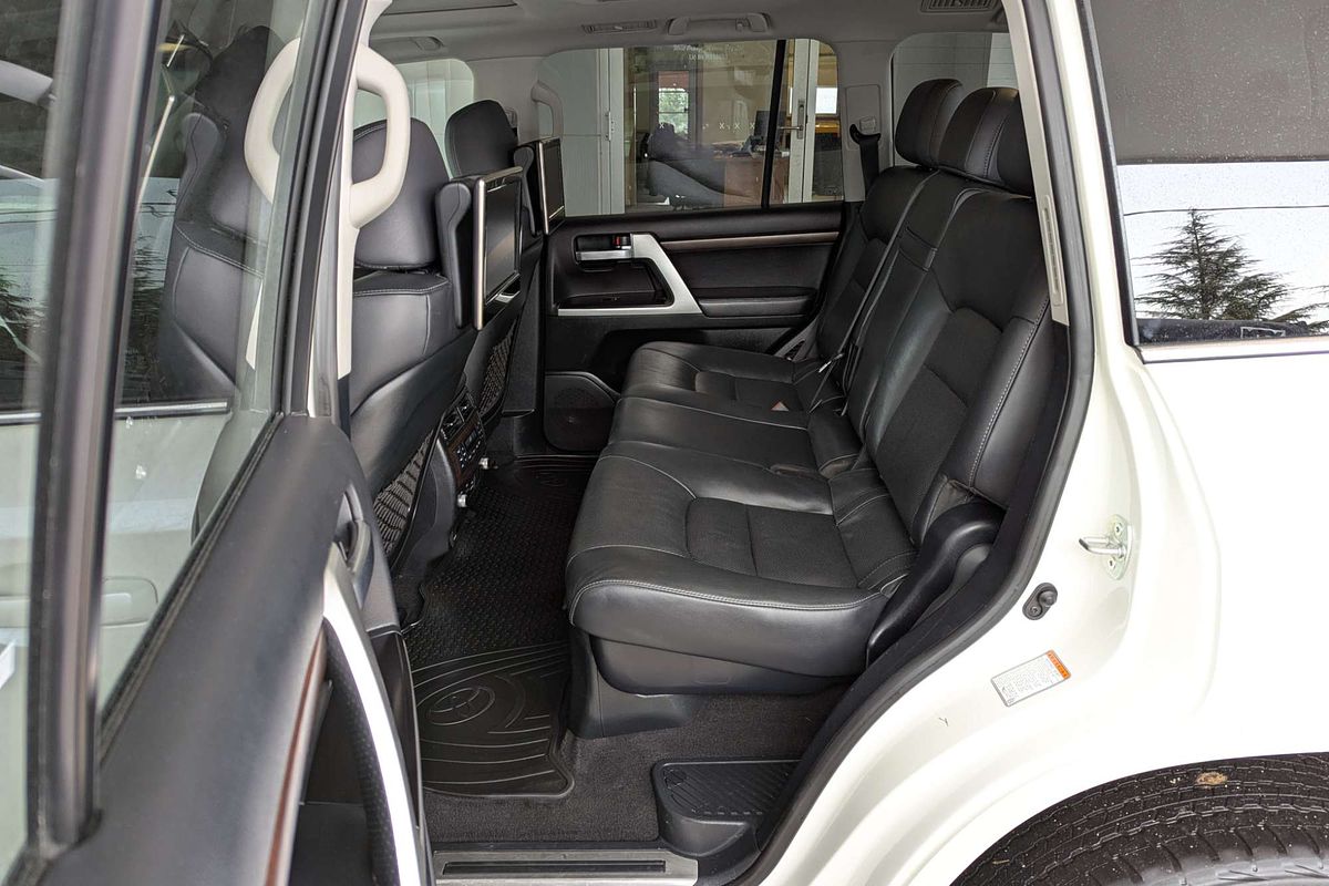 2020 Toyota Landcruiser Sahara VDJ200R