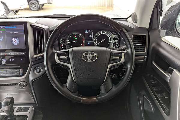 2020 Toyota Landcruiser Sahara VDJ200R