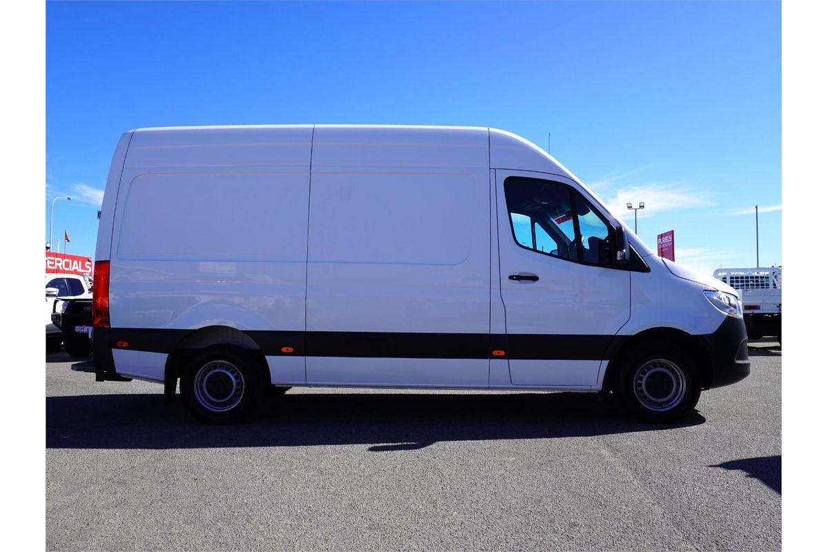 2022 Mercedes-Benz Sprinter 316CDI VS30