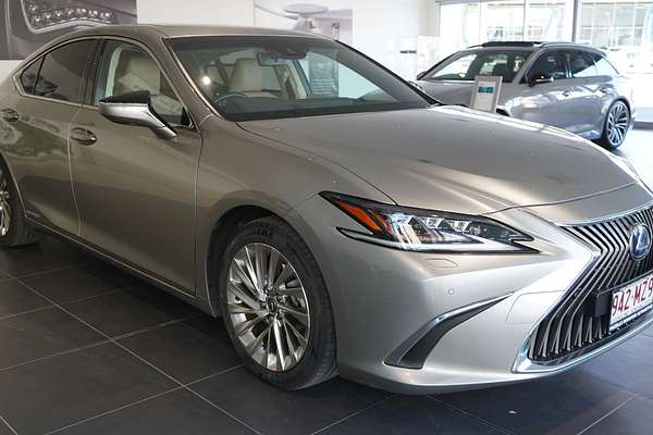 2019 Lexus ES ES300h Sports Luxury AXZH10R