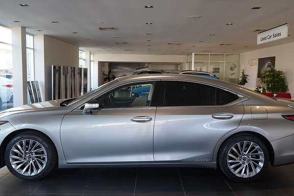 2019 Lexus ES ES300h Sports Luxury AXZH10R
