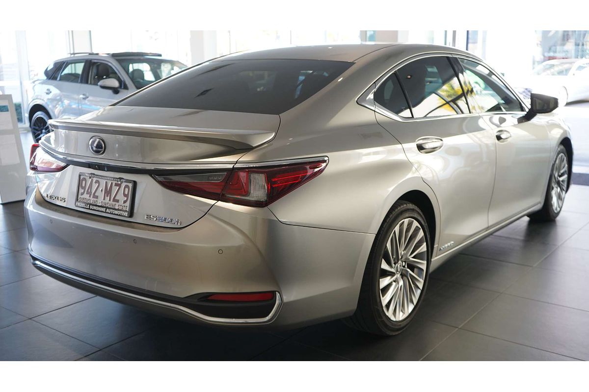 2019 Lexus ES ES300h Sports Luxury AXZH10R