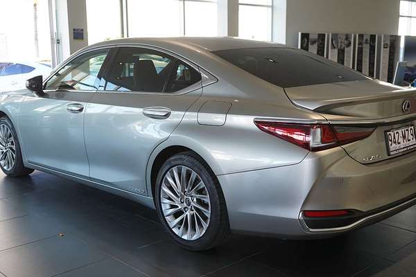 2019 Lexus ES ES300h Sports Luxury AXZH10R
