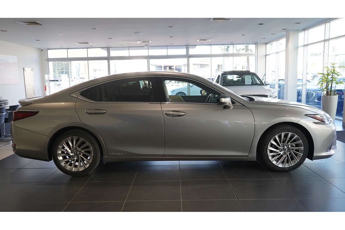 2019 Lexus ES ES300h Sports Luxury AXZH10R