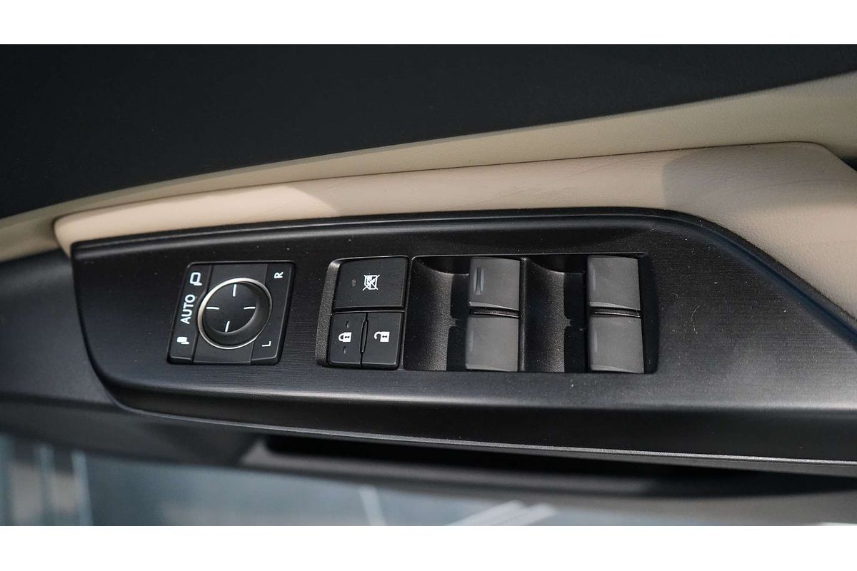 2019 Lexus ES ES300h Sports Luxury AXZH10R