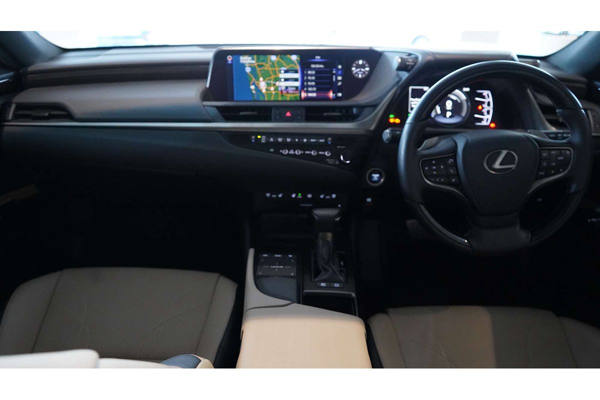 2019 Lexus ES ES300h Sports Luxury AXZH10R