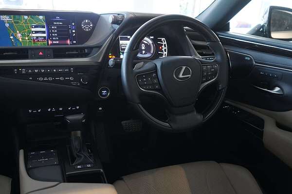 2019 Lexus ES ES300h Sports Luxury AXZH10R
