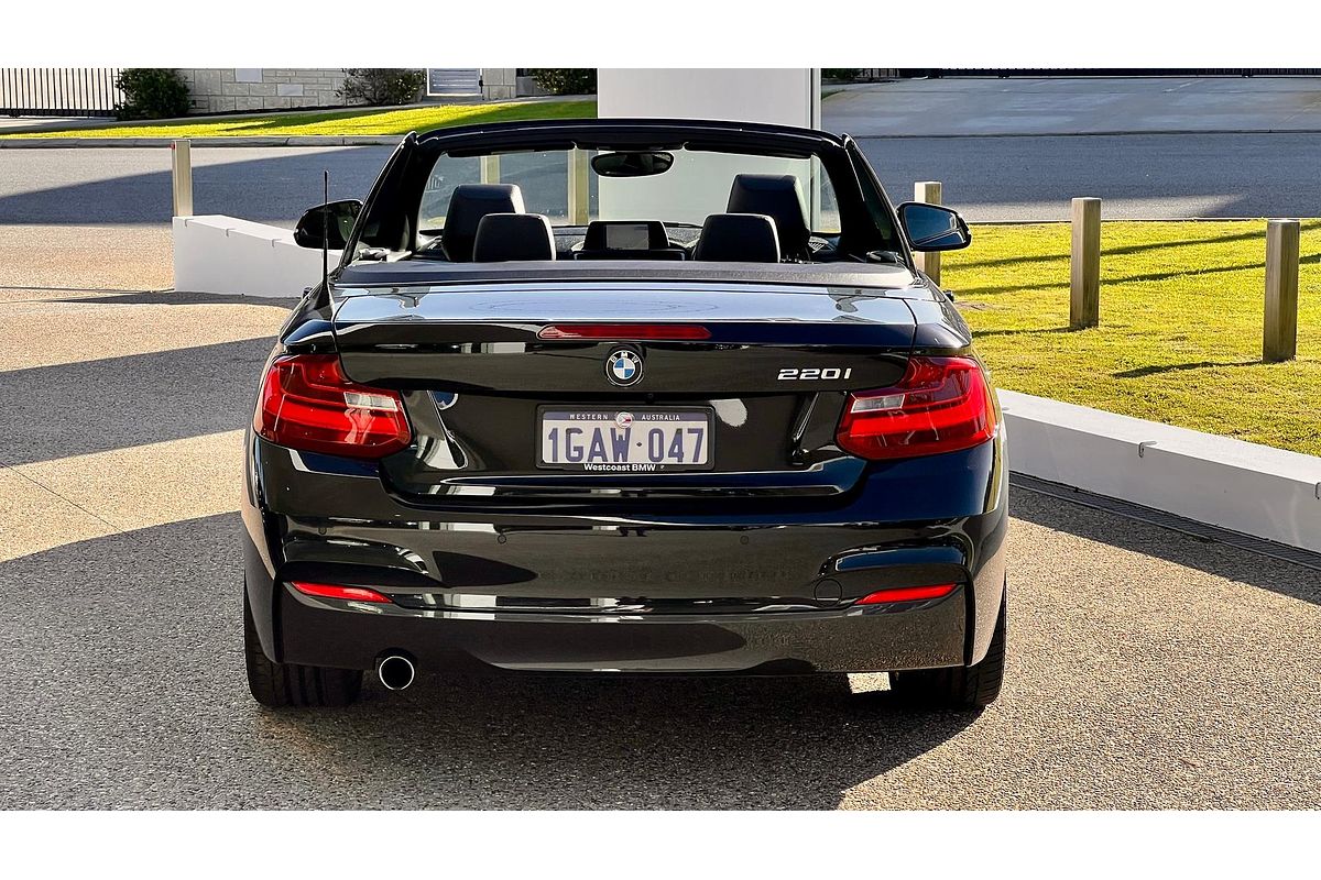 2016 BMW 2 Series 220i Sport Line F23