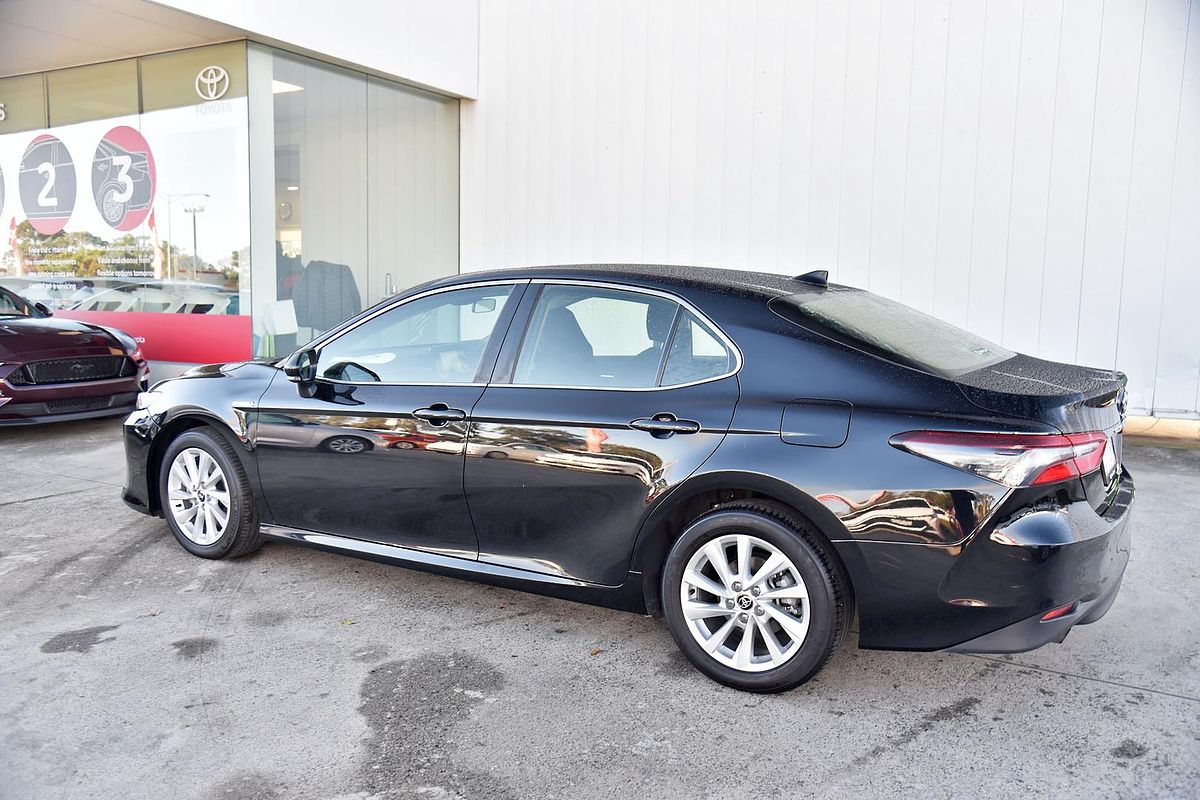2024 Toyota Camry Ascent AXVH70R