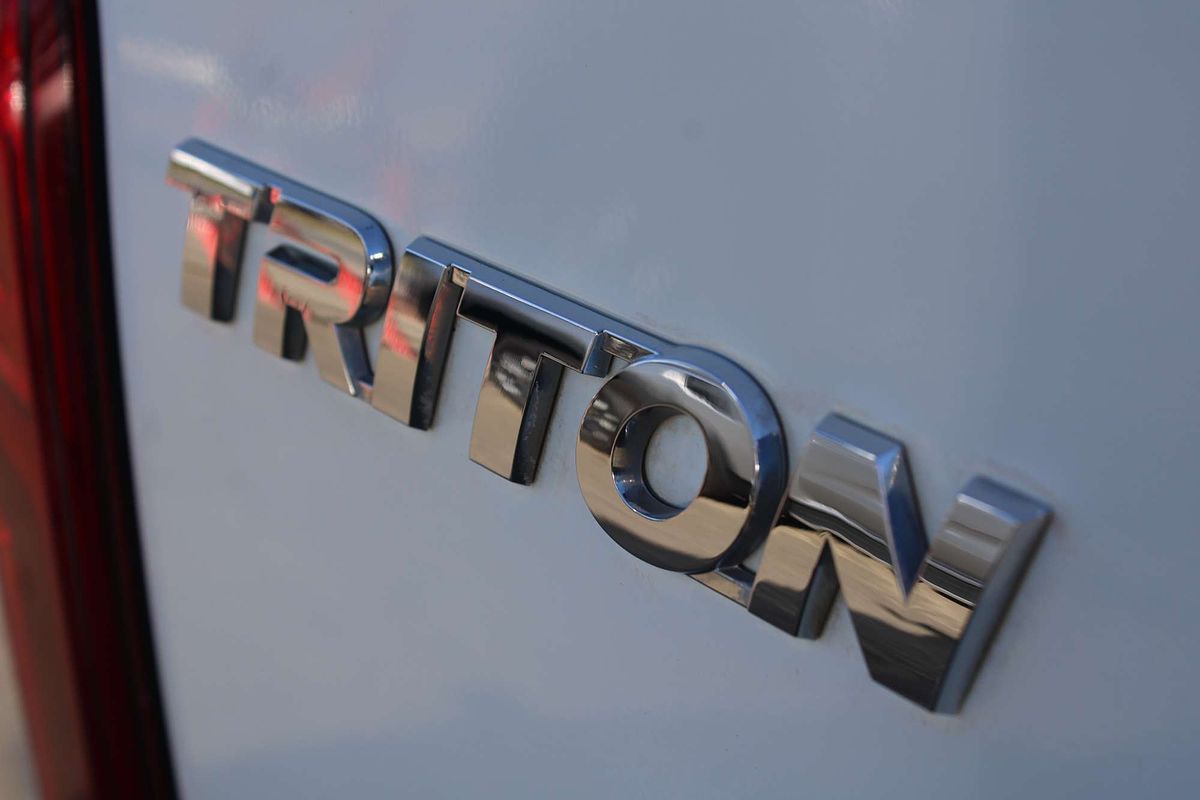 2019 Mitsubishi Triton GLX+ MR 4X4