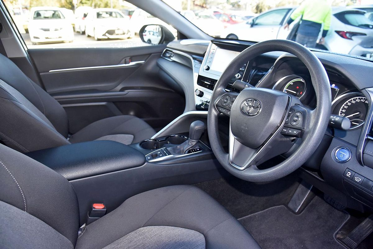 2024 Toyota Camry Ascent AXVH70R