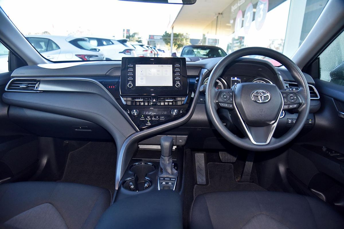 2024 Toyota Camry Ascent AXVH70R