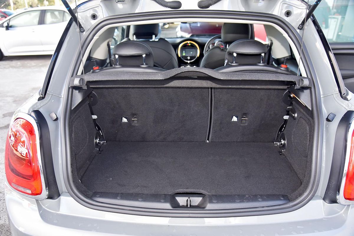 2020 MINI Hatch Cooper F56 LCI
