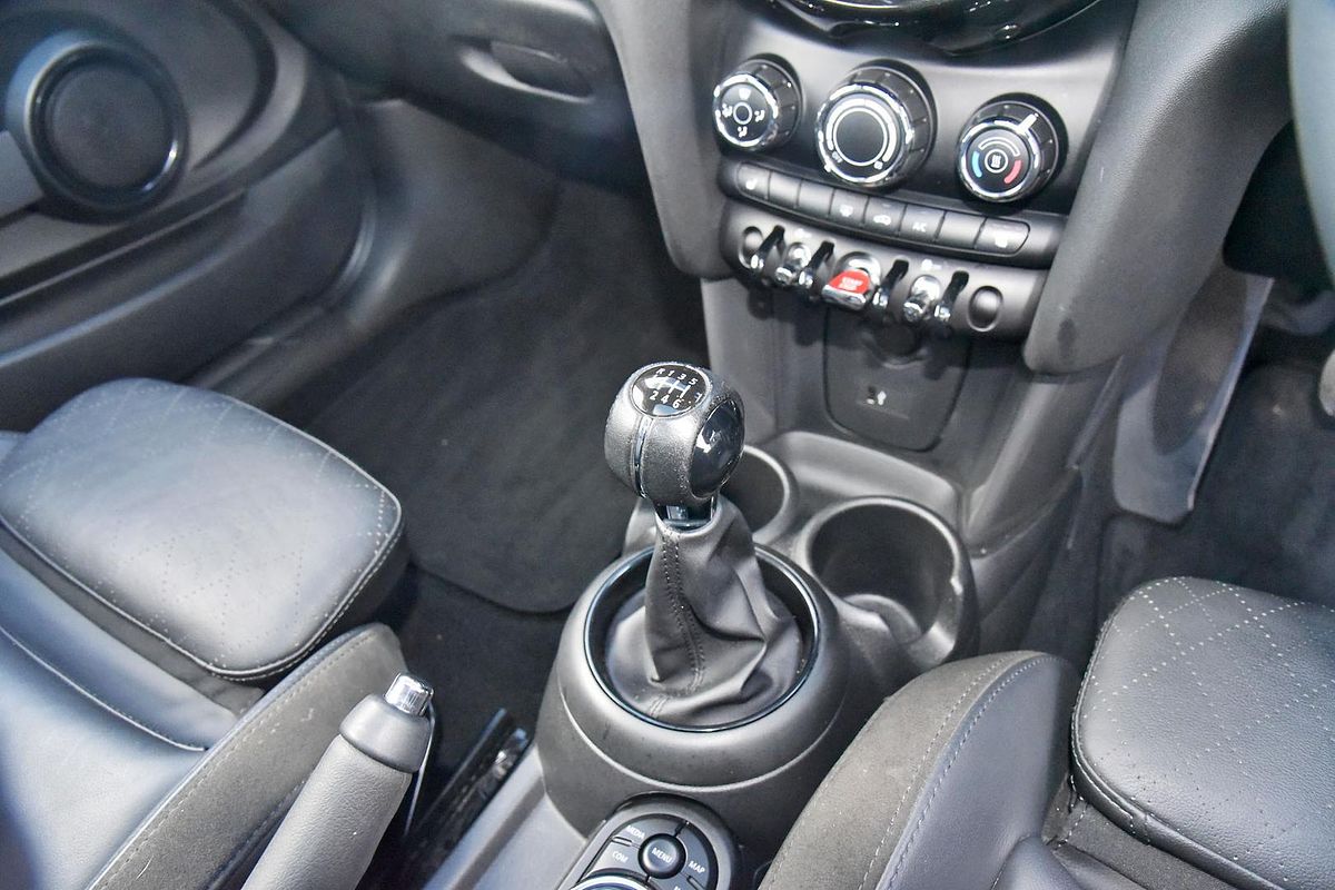2020 MINI Hatch Cooper F56 LCI