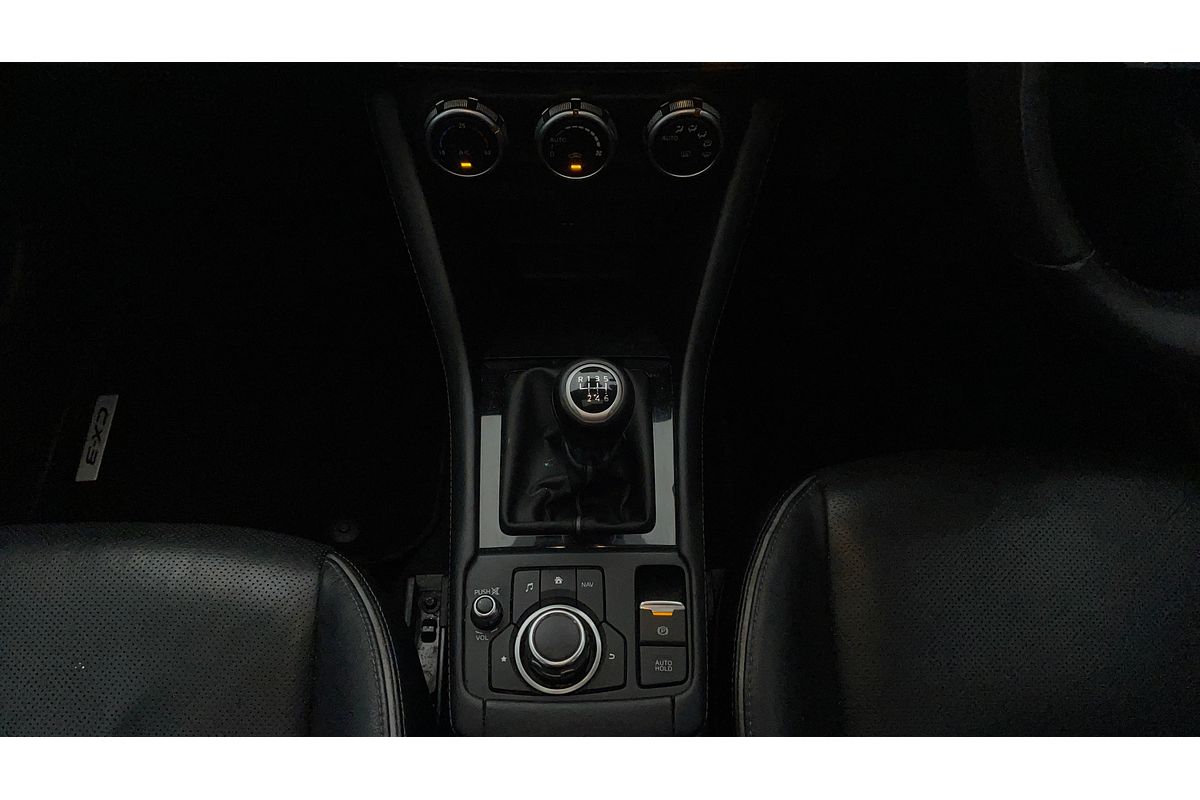 2018 Mazda CX-3 Akari DK