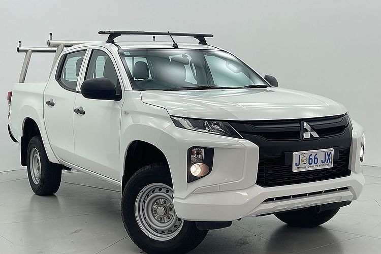 2020 Mitsubishi Triton GLX MR 4X4