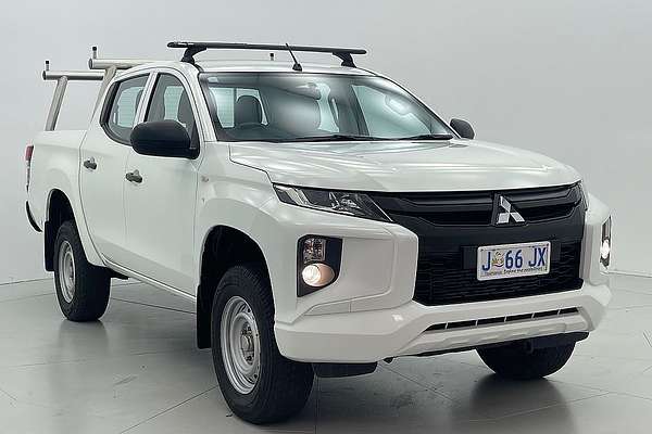 2020 Mitsubishi Triton GLX MR 4X4