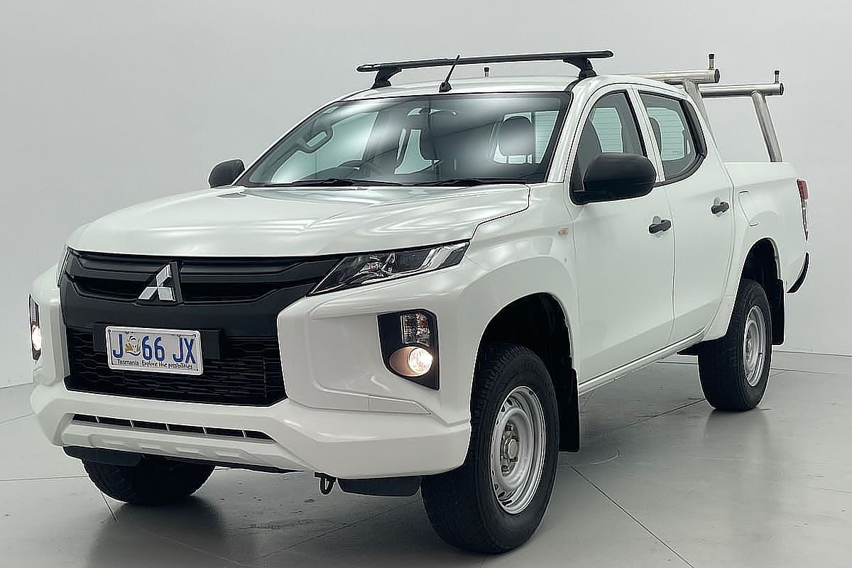 2020 Mitsubishi Triton GLX MR 4X4