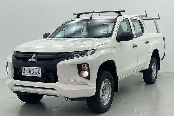2020 Mitsubishi Triton GLX MR 4X4