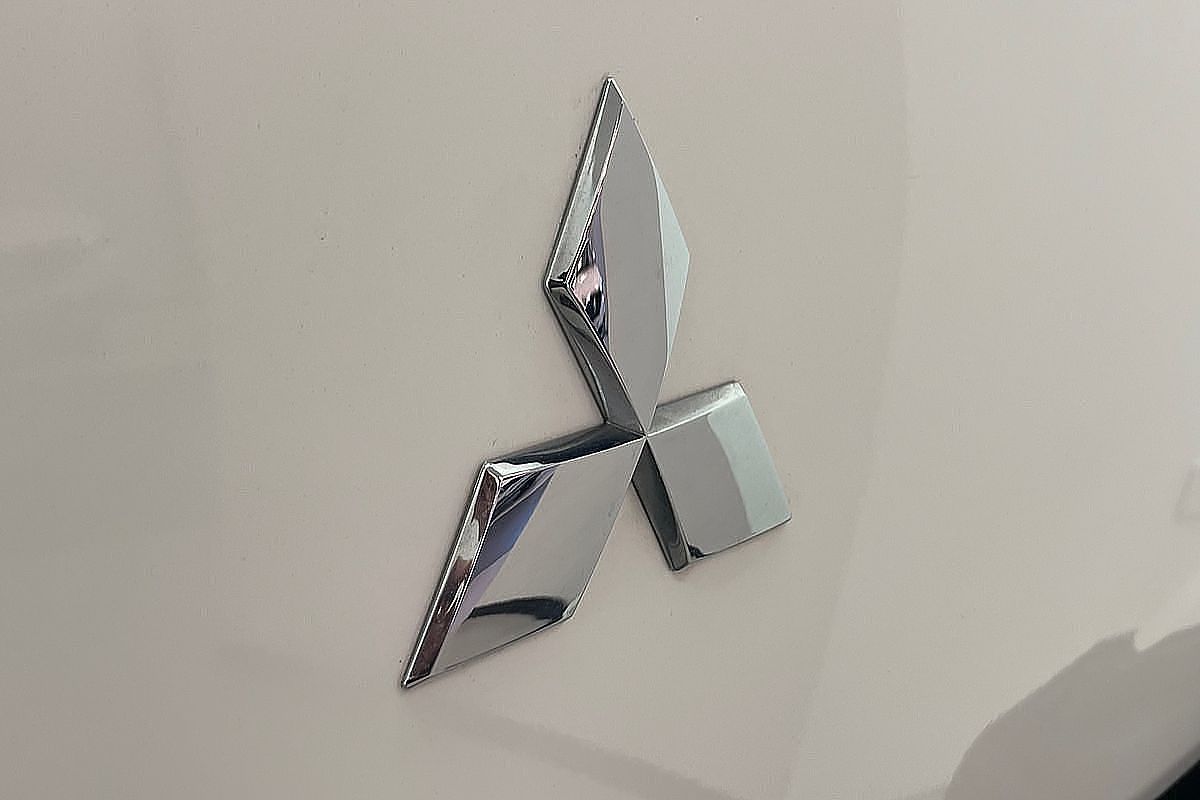 2020 Mitsubishi Triton GLX MR 4X4