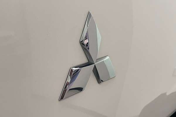 2020 Mitsubishi Triton GLX MR 4X4