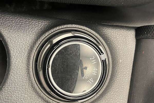 2020 Mitsubishi Triton GLX MR 4X4