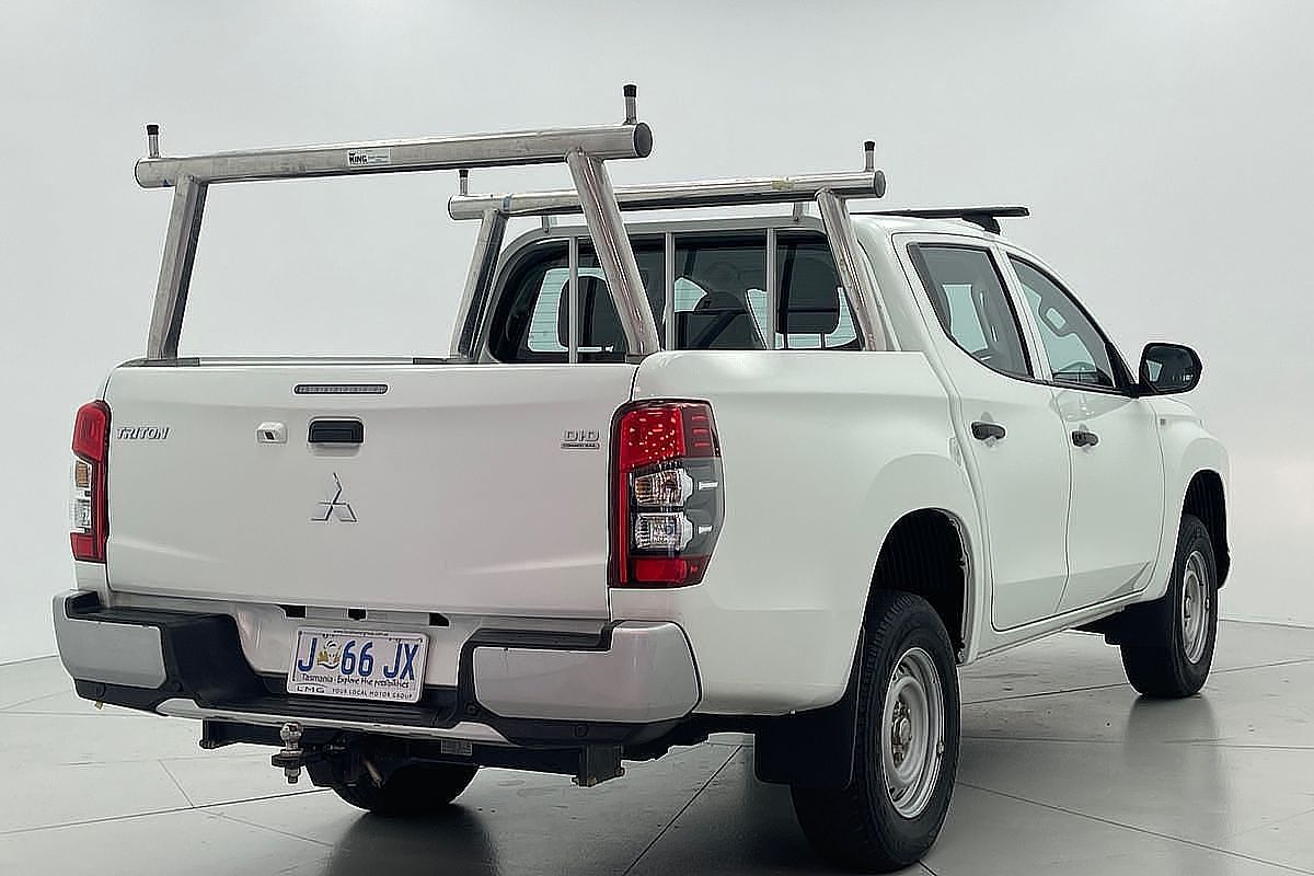 2020 Mitsubishi Triton GLX MR 4X4