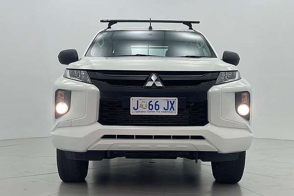 2020 Mitsubishi Triton GLX MR 4X4