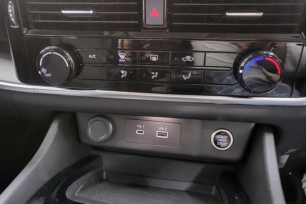 2024 Nissan X-TRAIL ST T33