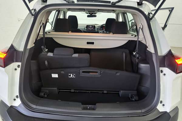 2024 Nissan X-TRAIL ST T33