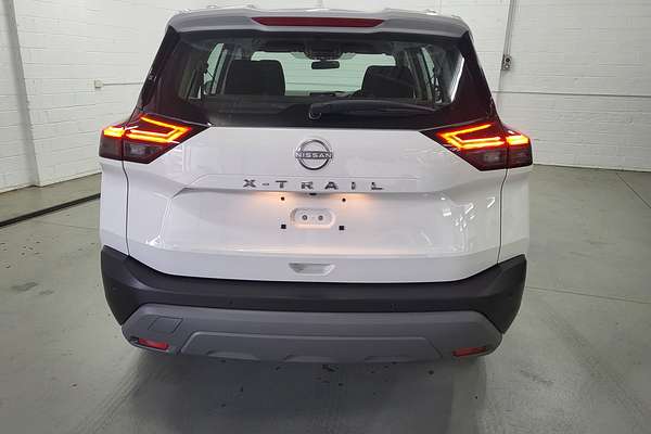 2024 Nissan X-TRAIL ST T33