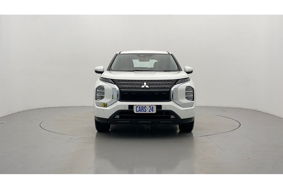 2023 Mitsubishi Outlander ES ZM