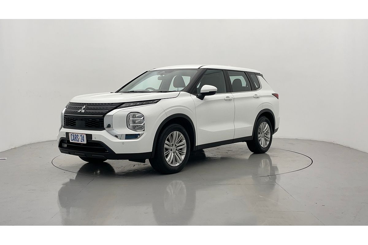 2023 Mitsubishi Outlander ES ZM