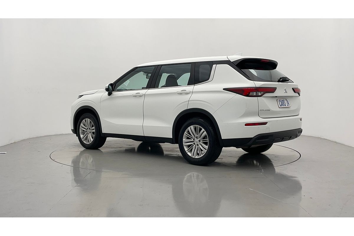 2023 Mitsubishi Outlander ES ZM