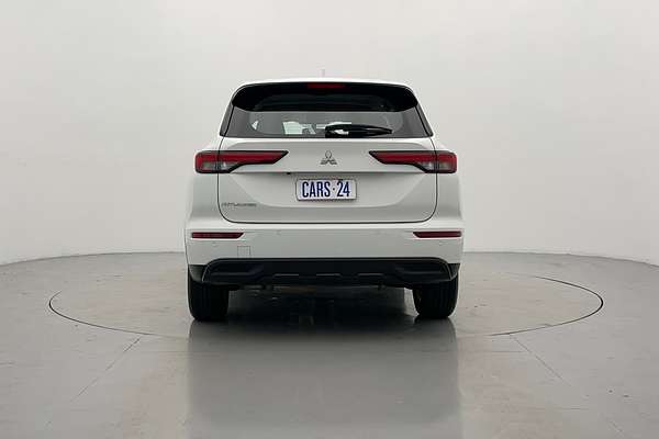 2023 Mitsubishi Outlander ES ZM