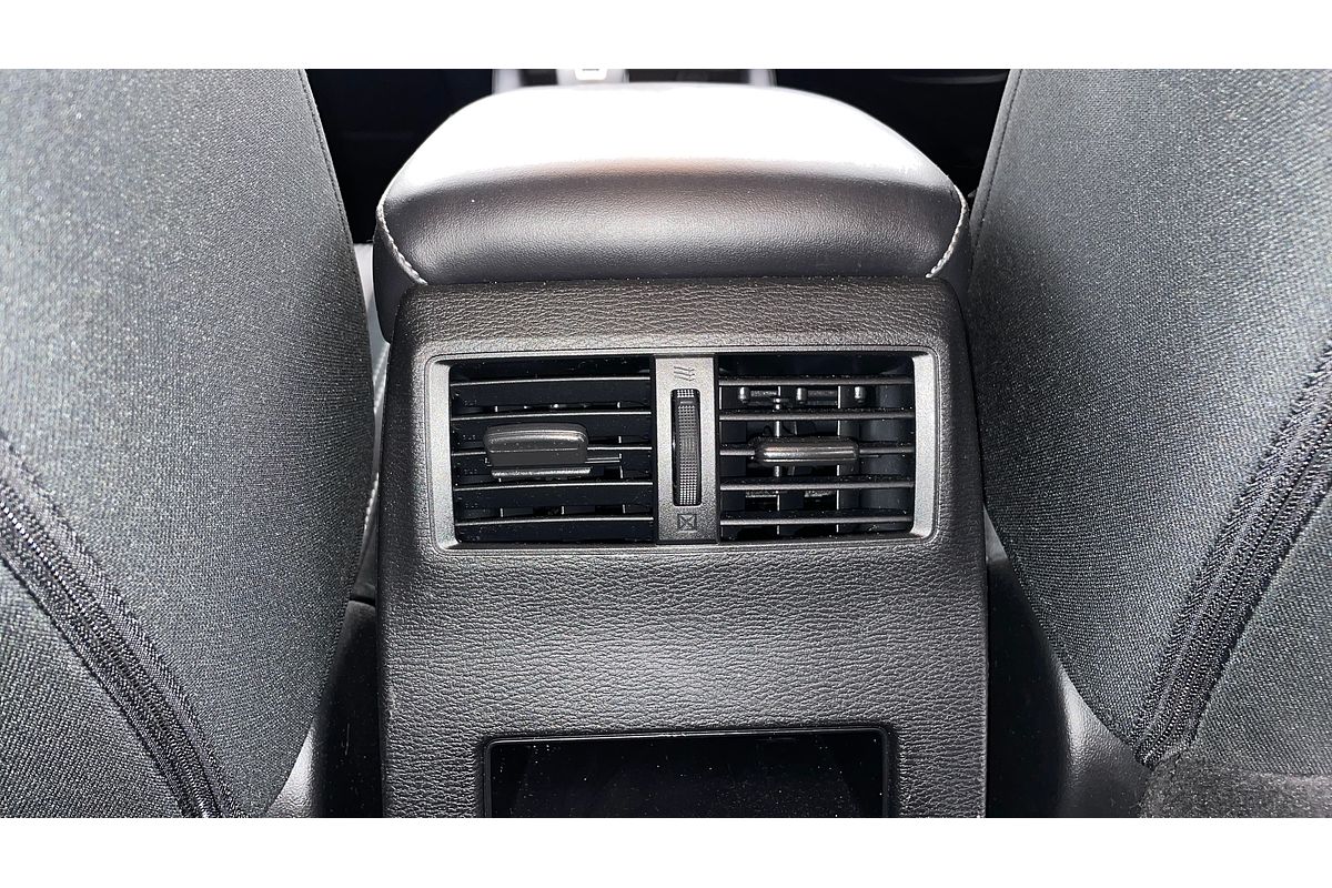 2023 Mitsubishi Outlander ES ZM