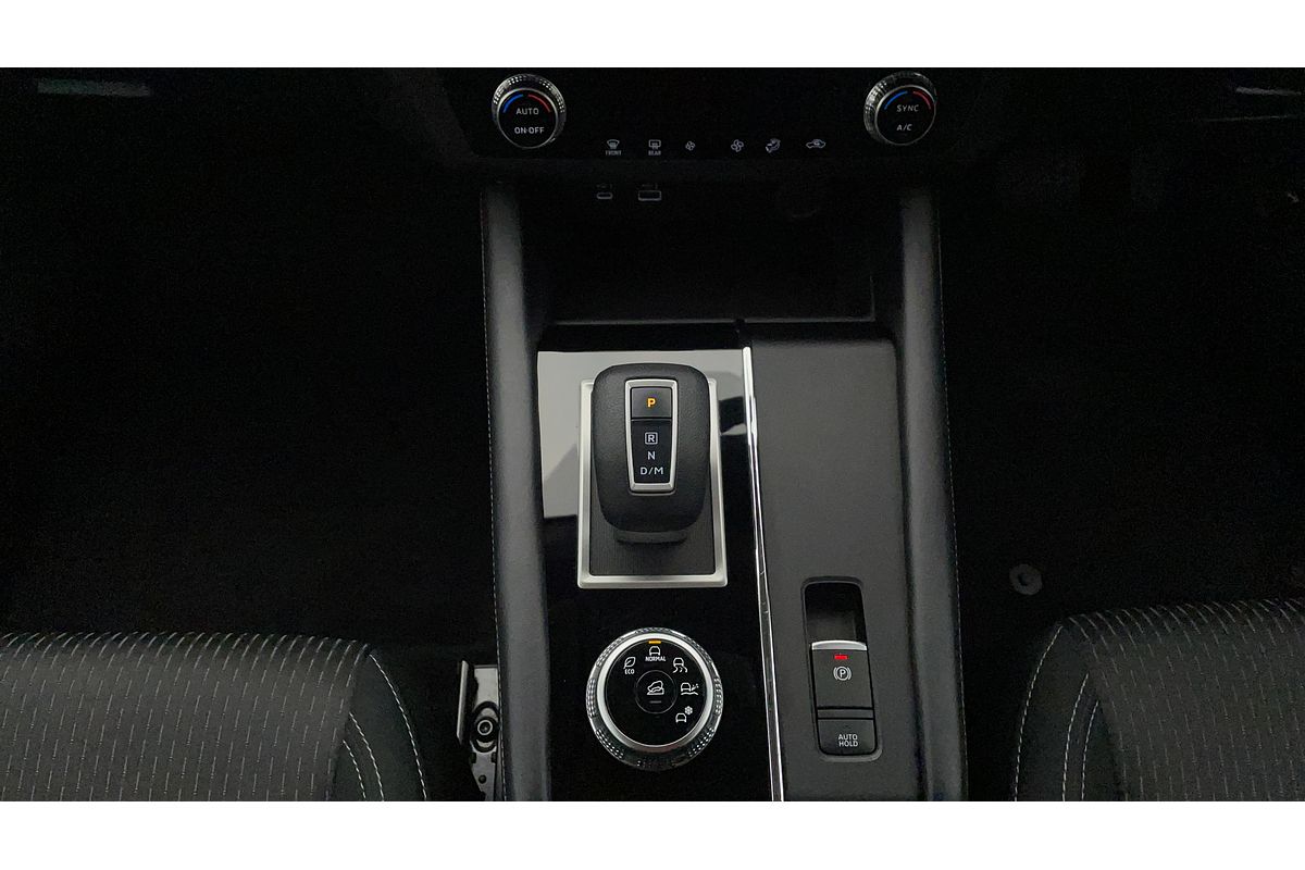 2023 Mitsubishi Outlander ES ZM