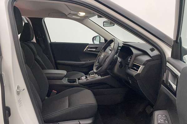 2023 Mitsubishi Outlander ES ZM